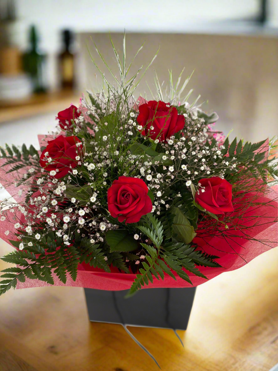 Red rose delight bag