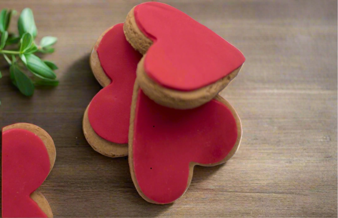 Molly Woppy Red iced Hearts