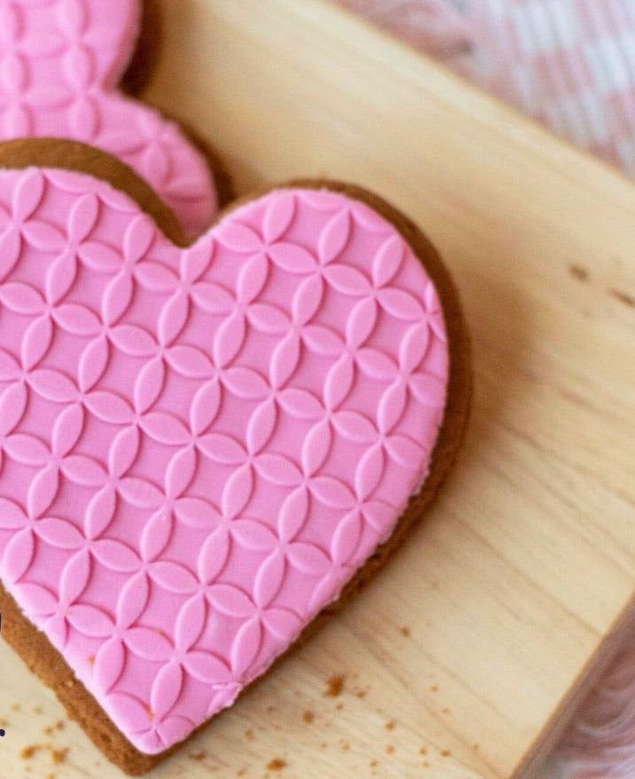 Molly Woppy Gingerbread pink heart
